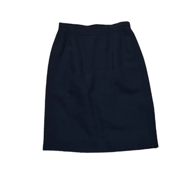 Cruise by MaxMara blazer and skirt set - Picture 2 of 2